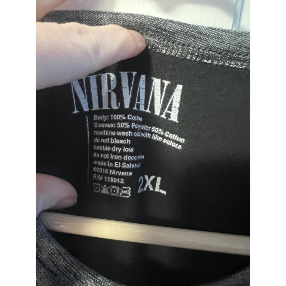 Nirvana Smiley Face Graphic Raglan Baseball Tee Black Grey 2XL 2016 Licensed - Picture 3 of 5